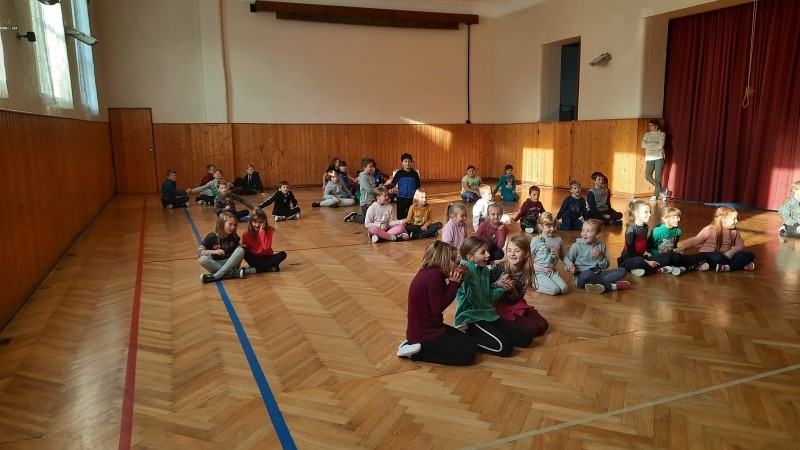 Dancing Crackers, sokolovna 14.11.