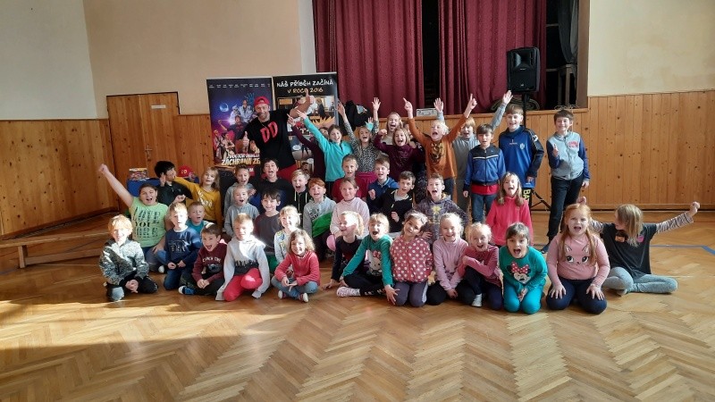Dancing Crackers, sokolovna 14.11.